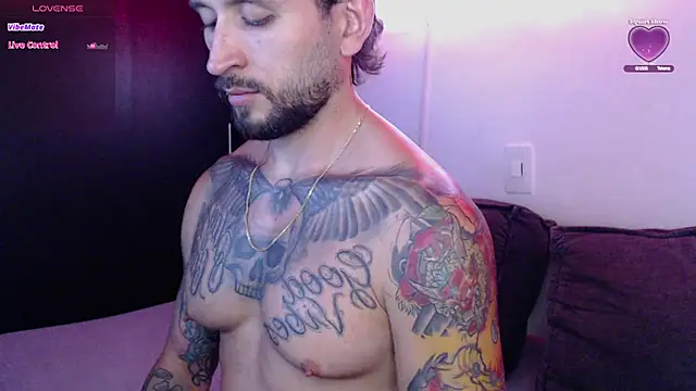 Snapshot of marco_allison43 chatting on 05-14-26, 11:11 marco allison43 online show from 05-14-26, 11:11