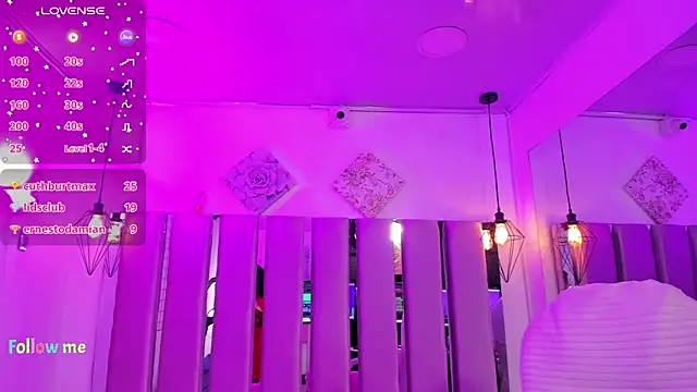 Snapshot of sophie_ws chatting on 01-14-25, 04:04 sophie ws online show from 01-14-25, 04:04