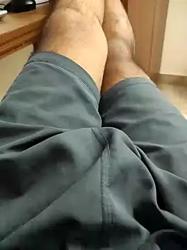 Snapshot of yoyokakshay_1996 chatting on 02-05-25, 04:36 yoyokakshay 1996 online show from 02-05-25, 04:36