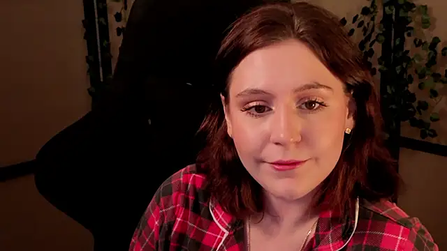 Snapshot of Diana_Flower chatting on 03-12-26, 12:33 Diana Flower online show from 03-12-26, 12:33