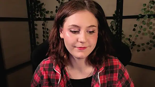 Diana Flower online show from 04-15-26, 01:18