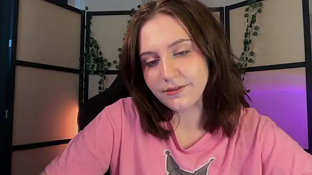 Snapshot of Diana_Flower chatting on 07-16-26, 10:54 Diana Flower online show from 07-16-26, 10:54