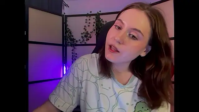 Snapshot of Diana_Flower chatting on 08-05-26, 09:34 Diana Flower online show from 08-05-26, 09:34