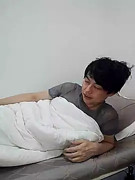 Snapshot of whitebriefboy chatting on 01-19-25, 01:53 whitebriefboy online show from 01-19-25, 01:53