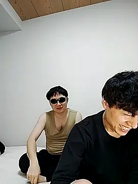 Snapshot of whitebriefboy chatting on 03-06-25, 03:24 whitebriefboy online show from 03-06-25, 03:24