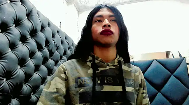 Snapshot of danna_veryhot_ chatting on 02-28-25, 01:14 danna veryhot online show from 02-28-25, 01:14