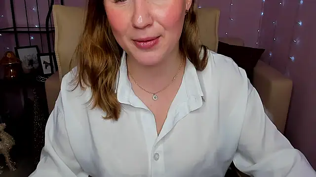 Helens love online show from 12-13-24, 05:49