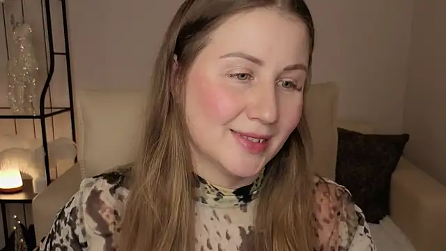 Helens love online show from 12-14-25, 02:28