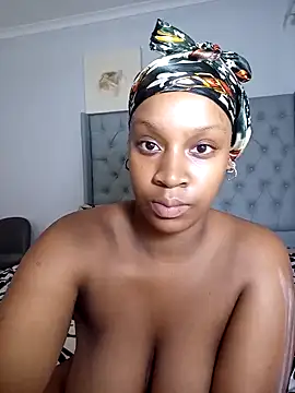 Snapshot of Candy_Love_18 chatting on 02-06-25, 04:58 Candy Love 18 online show from 02-06-25, 04:58