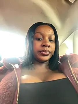 Snapshot of Candy_Love_18 chatting on 10-20-25, 10:16 Candy Love 18 online show from 10-20-25, 10:16