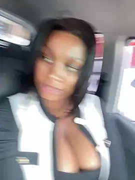 Candy Love 18 online show from 10-26-25, 02:23