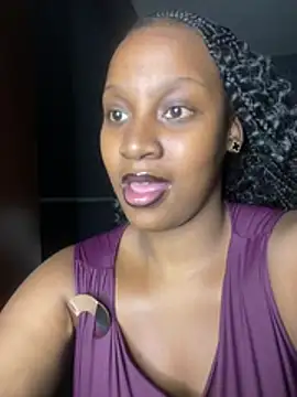 Snapshot of Candy_Love_18 chatting on 03-16-26, 04:00 Candy Love 18 online show from 03-16-26, 04:00