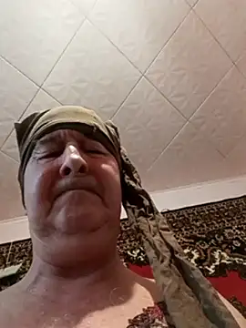 Snapshot of Caprron chatting on 12-02-24, 12:18 Caprron online show from 12-02-24, 12:18