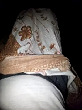 Snapshot of Yours_daddy6728 chatting on 02-12-26, 03:29 Yours daddy6728 online show from 02-12-26, 03:29