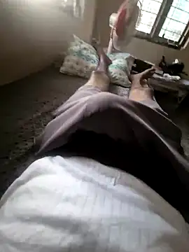 Snapshot of Yours_daddy6728 chatting on 03-17-26, 12:41 Yours daddy6728 online show from 03-17-26, 12:41