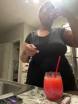 SexyHoneyRedd online show from 01-31-25, 11:45