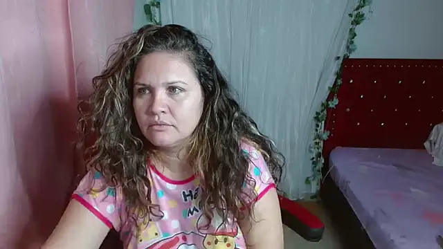 helenca43 online show from 11-16-25, 09:04