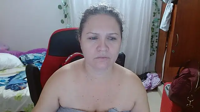 helenca43 online show from 12-05-25, 09:29