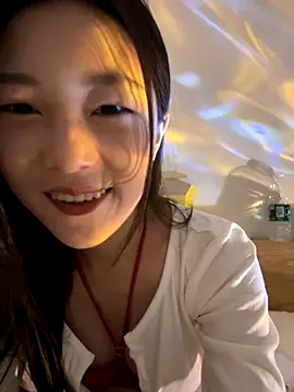 Snapshot of Sweet-Angel999 chatting on 12-03-24, 02:38 Sweet-Angel999 online show from 12-03-24, 02:38