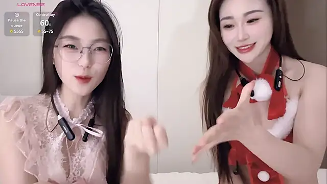 Snapshot of Sweet-Angel999 chatting on 01-29-25, 01:17 Sweet-Angel999 online show from 01-29-25, 01:17