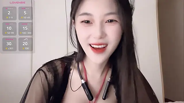 Snapshot of Sweet-Angel999 chatting on 02-01-25, 01:30 Sweet-Angel999 online show from 02-01-25, 01:30