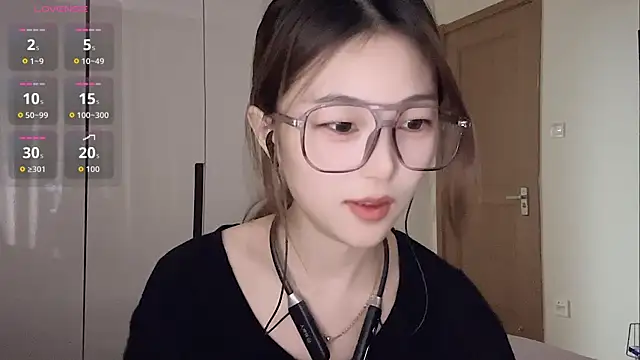 Snapshot of Sweet-Angel999 chatting on 09-20-25, 05:25 Sweet-Angel999 online show from 09-20-25, 05:25