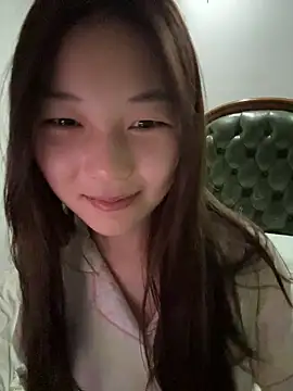 Sweet-Angel999 online show from 05-26-26, 03:41