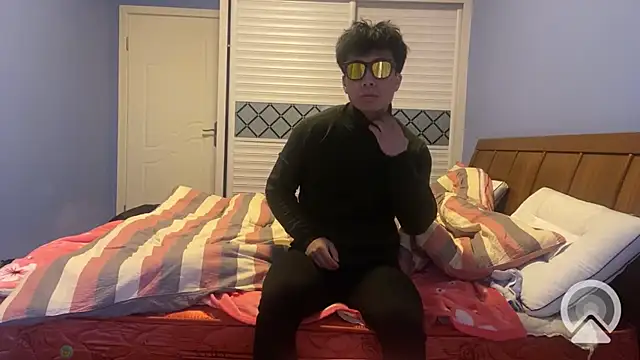 Snapshot of shuai321 chatting on 01-27-25, 08:51 shuai321 online show from 01-27-25, 08:51