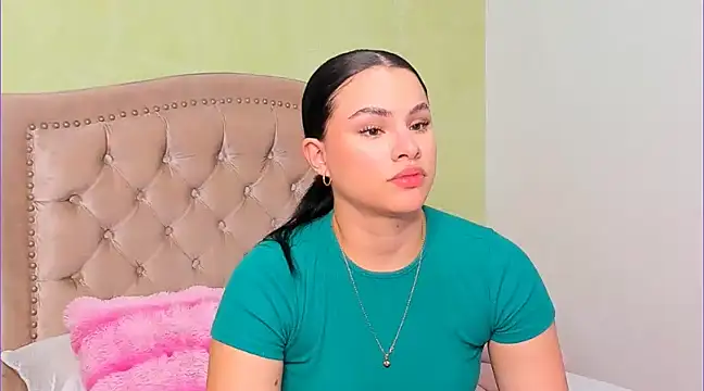 Luciluu20 online show from 03-01-25, 08:10