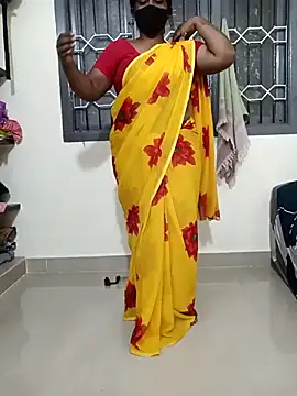 Snapshot of Renuma chatting on 02-21-25, 11:44 Renuma online show from 02-21-25, 11:44