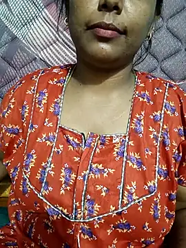 Snapshot of Renuma chatting on 09-23-25, 03:42 Renuma online show from 09-23-25, 03:42