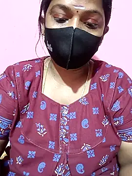 Snapshot of Renuma chatting on 09-25-25, 06:11 Renuma online show from 09-25-25, 06:11