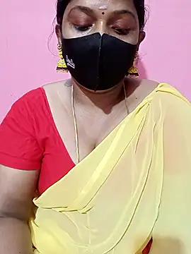 Snapshot of Renuma chatting on 11-30-25, 12:31 Renuma online show from 11-30-25, 12:31