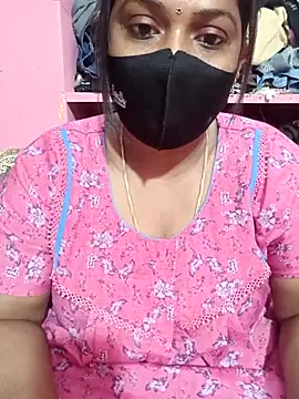 Snapshot of Renuma chatting on 12-21-25, 04:58 Renuma online show from 12-21-25, 04:58