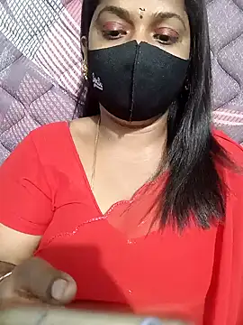 Snapshot of Renuma chatting on 02-05-26, 03:55 Renuma online show from 02-05-26, 03:55