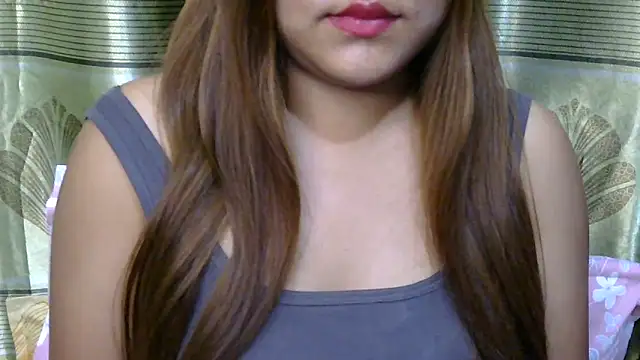 Snapshot of queen_angelina chatting on 04-16-26, 06:30 queen angelina online show from 04-16-26, 06:30