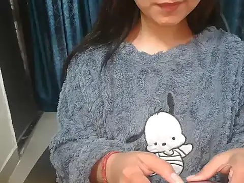 Snapshot of WildRuhi20 chatting on 12-23-25, 08:56 WildRuhi20 online show from 12-23-25, 08:56