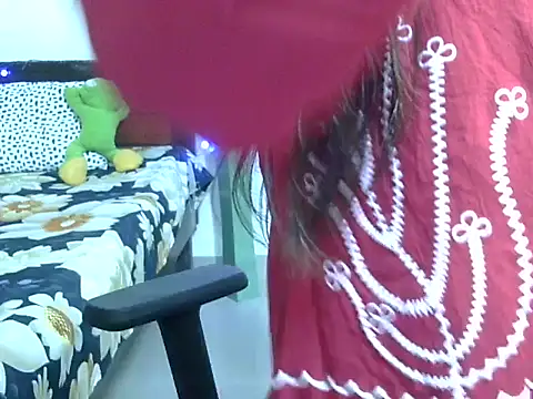 Snapshot of WildRuhi20 chatting on 02-23-26, 06:00 WildRuhi20 online show from 02-23-26, 06:00