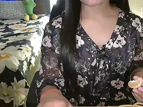 Snapshot of WildRuhi20 chatting on 02-26-26, 06:01 WildRuhi20 online show from 02-26-26, 06:01