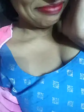 Snapshot of Wifesuman40 chatting on 12-08-24, 01:03 Wifesuman40 online show from 12-08-24, 01:03