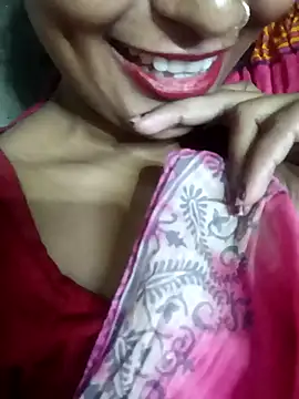 Snapshot of Wifesuman40 chatting on 12-18-24, 06:14 Wifesuman40 online show from 12-18-24, 06:14