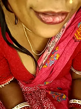 Snapshot of Wifesuman40 chatting on 12-27-24, 06:57 Wifesuman40 online show from 12-27-24, 06:57