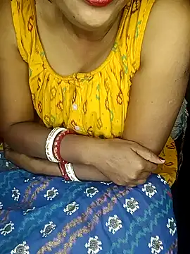 Snapshot of Wifesuman40 chatting on 01-05-25, 06:45 Wifesuman40 online show from 01-05-25, 06:45