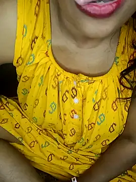 Snapshot of Wifesuman40 chatting on 01-07-25, 10:54 Wifesuman40 online show from 01-07-25, 10:54