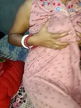 Snapshot of Wifesuman40 chatting on 01-27-25, 11:11 Wifesuman40 online show from 01-27-25, 11:11