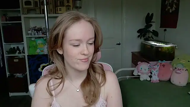 Daisy Dollxo online show from 04-19-26, 06:21