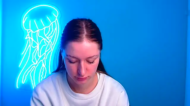 Snapshot of Fantasy_July chatting on 12-19-24, 10:13 Fantasy July online show from 12-19-24, 10:13