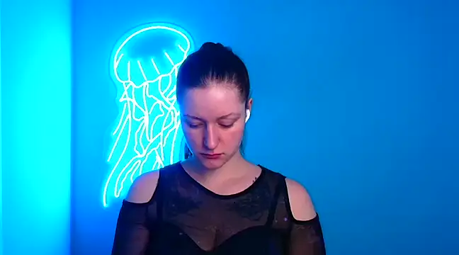 Snapshot of Fantasy_July chatting on 01-10-25, 12:47 Fantasy July online show from 01-10-25, 12:47