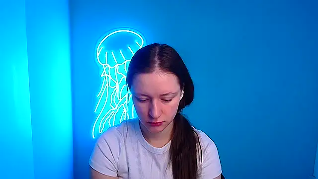 Snapshot of Fantasy_July chatting on 02-27-25, 06:40 Fantasy July online show from 02-27-25, 06:40