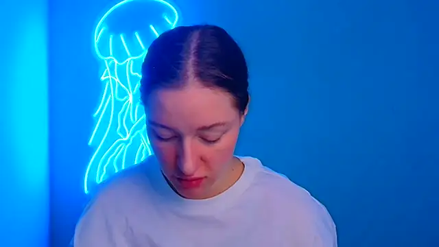 Snapshot of Fantasy_July chatting on 03-18-25, 06:46 Fantasy July online show from 03-18-25, 06:46